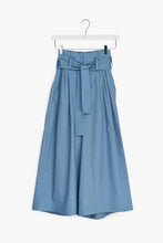 Load image into Gallery viewer, Cotton Pleat Wide Leg Belted Pants
