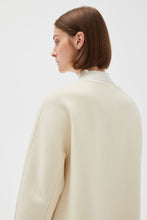 Load image into Gallery viewer, Round Neck Wool Coat
