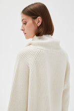 Load image into Gallery viewer, Ribbed Turtleneck Crop Sweater
