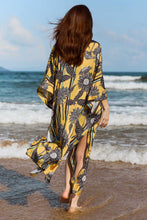 Load image into Gallery viewer, Long Printed Kimono
