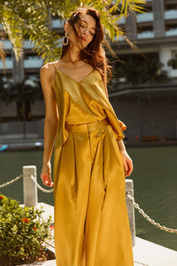 Pleated Loose Crop Pants