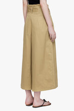 Load image into Gallery viewer, Cotton Pleat Wide Leg Belted Pants
